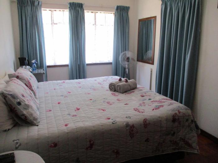 white rose guest house