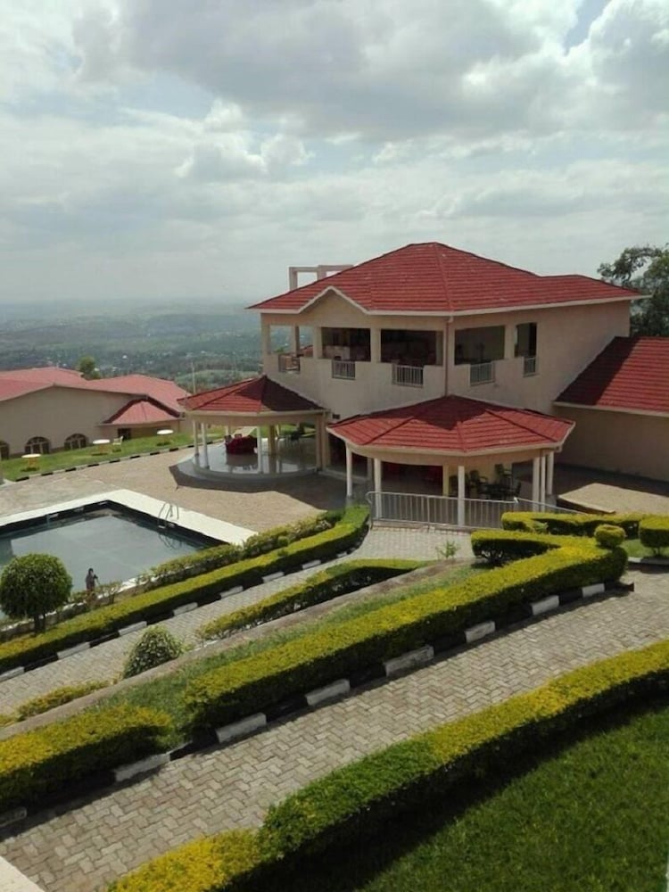 akagera resort and country club
