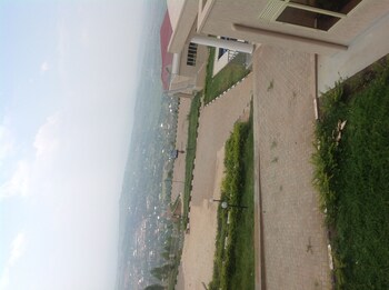 akagera resort and country club