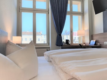 melarose feng shui hotel