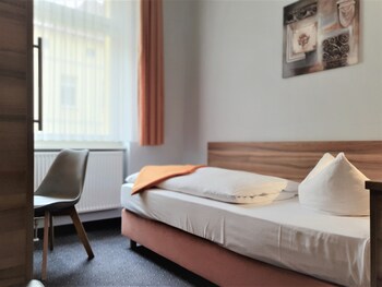 melarose feng shui hotel