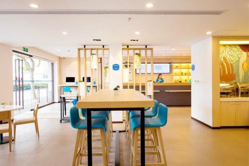 hanting hotel rizhao railway station