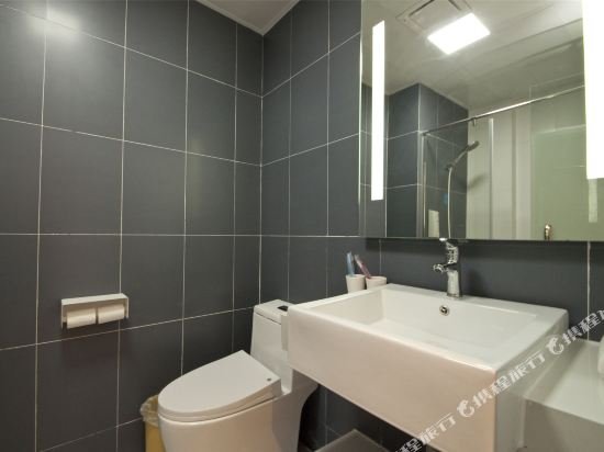 hanting hotel rizhao railway station