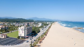 yangyang alps beach
