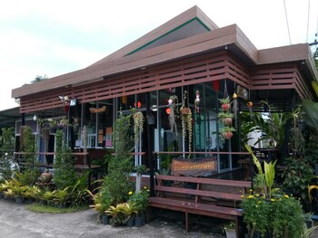 m grand hotel