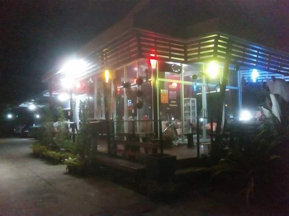 m grand hotel