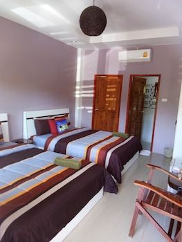 m grand hotel