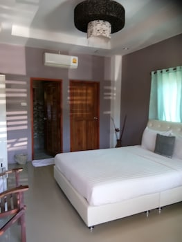 m grand hotel