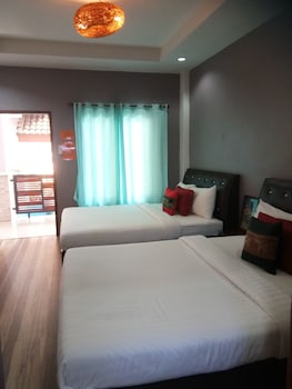 m grand hotel