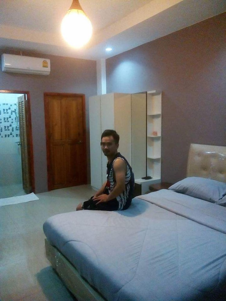 m grand hotel