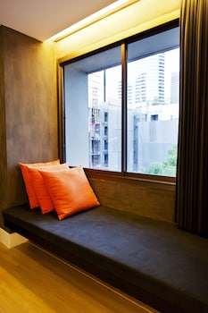 trinity silom hotel