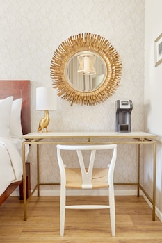 Beverly Terrace Hotel Beverly Hills, Sonder By Marriott Bonvoy,Los Angeles>>Beverly Hills,3 star