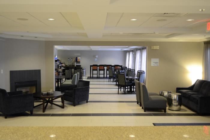 holiday inn express biddeford by ihg