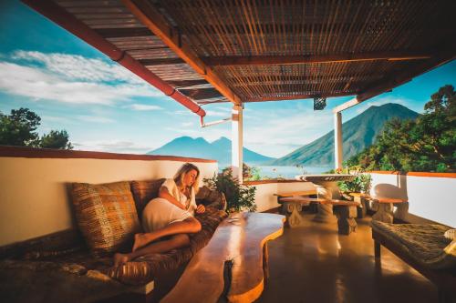lush atitlan