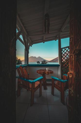 lush atitlan