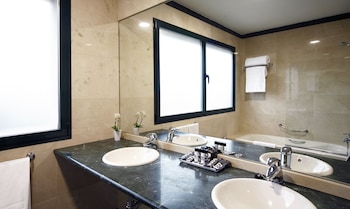 bandb hotel madrid aeropuerto t4