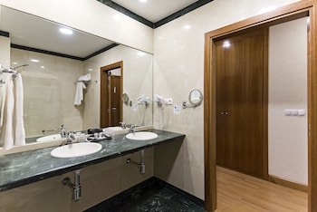 bandb hotel madrid aeropuerto t4