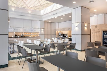 bandb hotel madrid aeropuerto t4