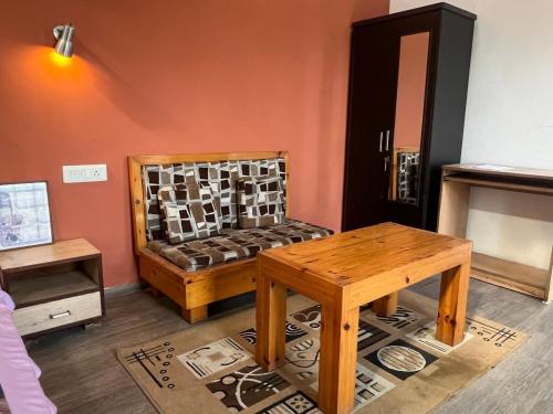 green backpackers hostel adults only