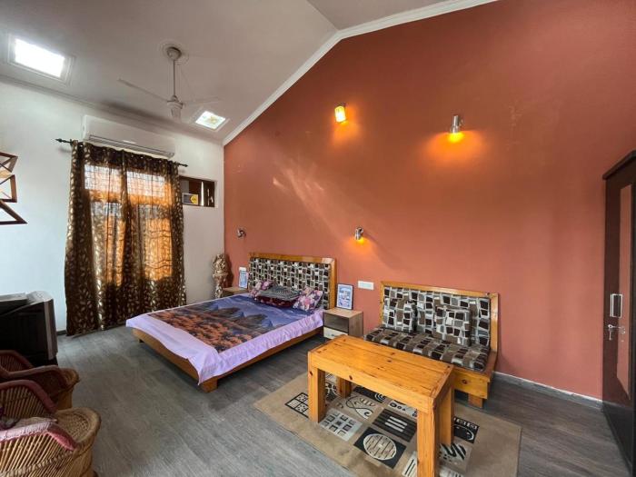 green backpackers hostel adults only
