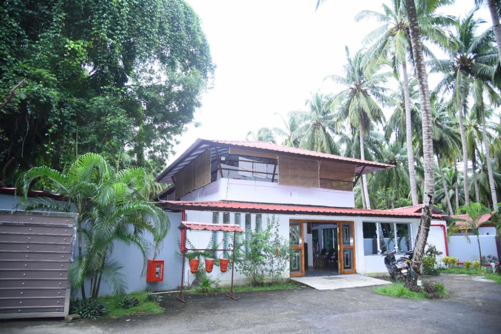coconhuts beach resort neil island