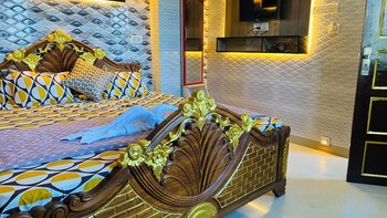 hotel royal island sundarban