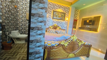 hotel royal island sundarban