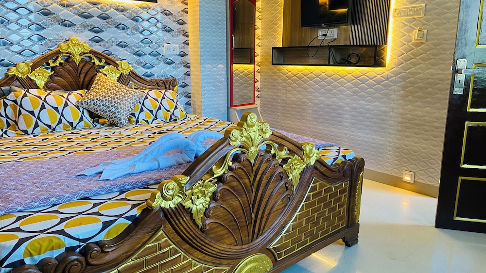 hotel royal island sundarban