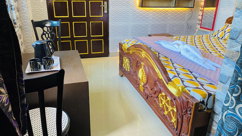 hotel royal island sundarban