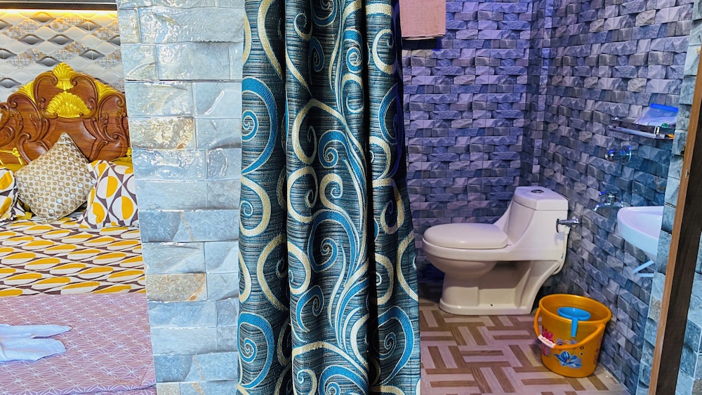 hotel royal island sundarban