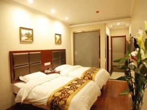 greentree inn anhui wuhu wuwei chaowu bus west station express hotel