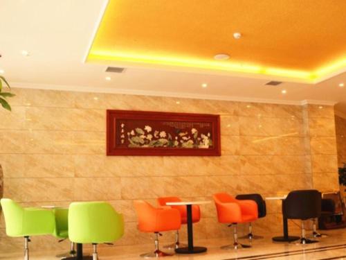 greentree inn jiangxi shangrao qianshan ehu avenue express hotel