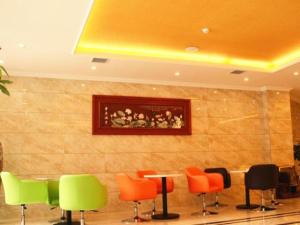 greentree inn jiangxi shangrao qianshan ehu avenue express hotel