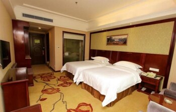 vienna hotel chaozhou bus station