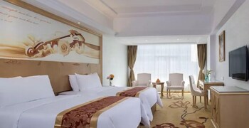 vienna hotel chaozhou bus station