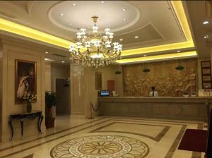 vienna hotel chaozhou bus station