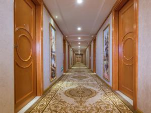 vienna hotel chaozhou bus station