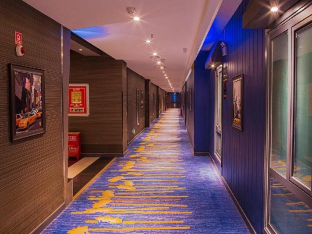 super 8 hotel korla shihua avenue