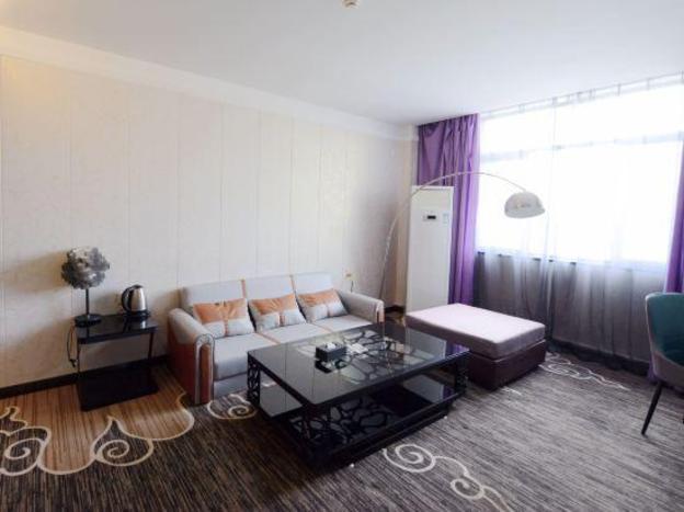 super 8 hotel korla shihua avenue
