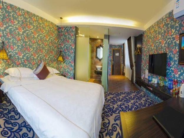 super 8 hotel korla shihua avenue