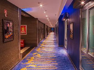 super 8 hotel korla shihua avenue