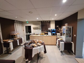 inter hotel blois nord le cosy