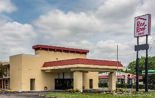 red roof inn bloomington normal university