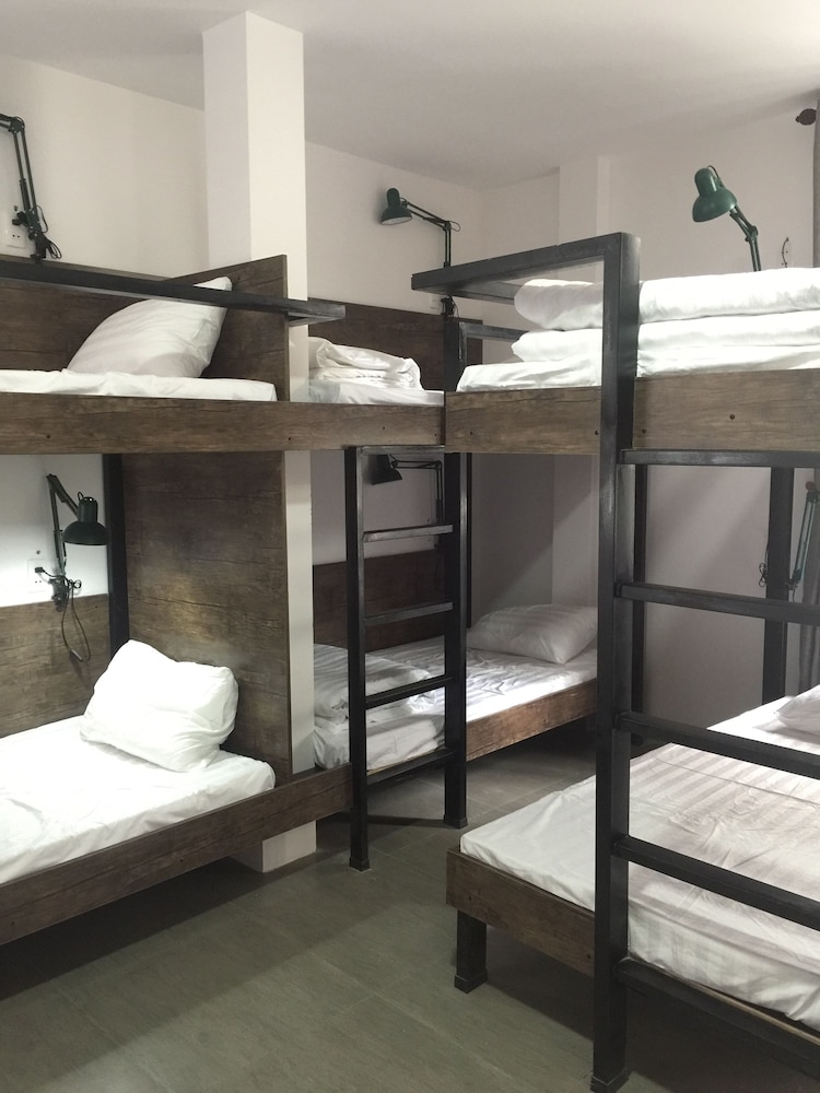 kha hotel hostel