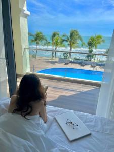 hon rom 2 resort
