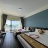 hon rom 2 resort