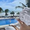 hon rom 2 resort