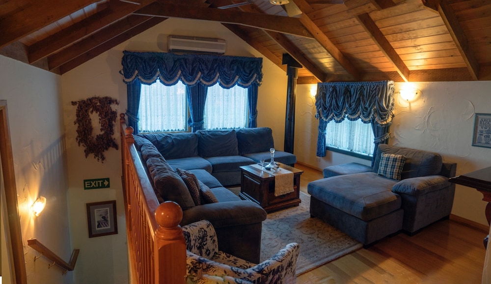 observatory cottages