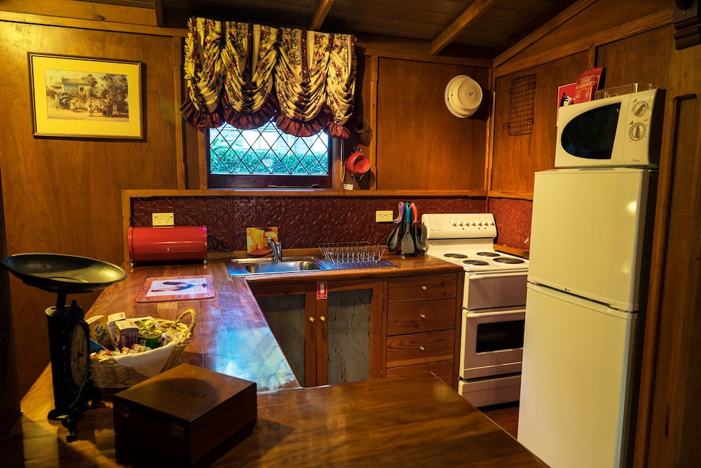 observatory cottages