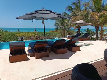 casa punta coco adults only